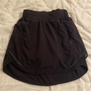 Lululemon hotty hot black skirt